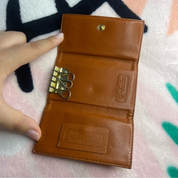 MCM Monogram Leather Keyholder - Picture 8 of 10